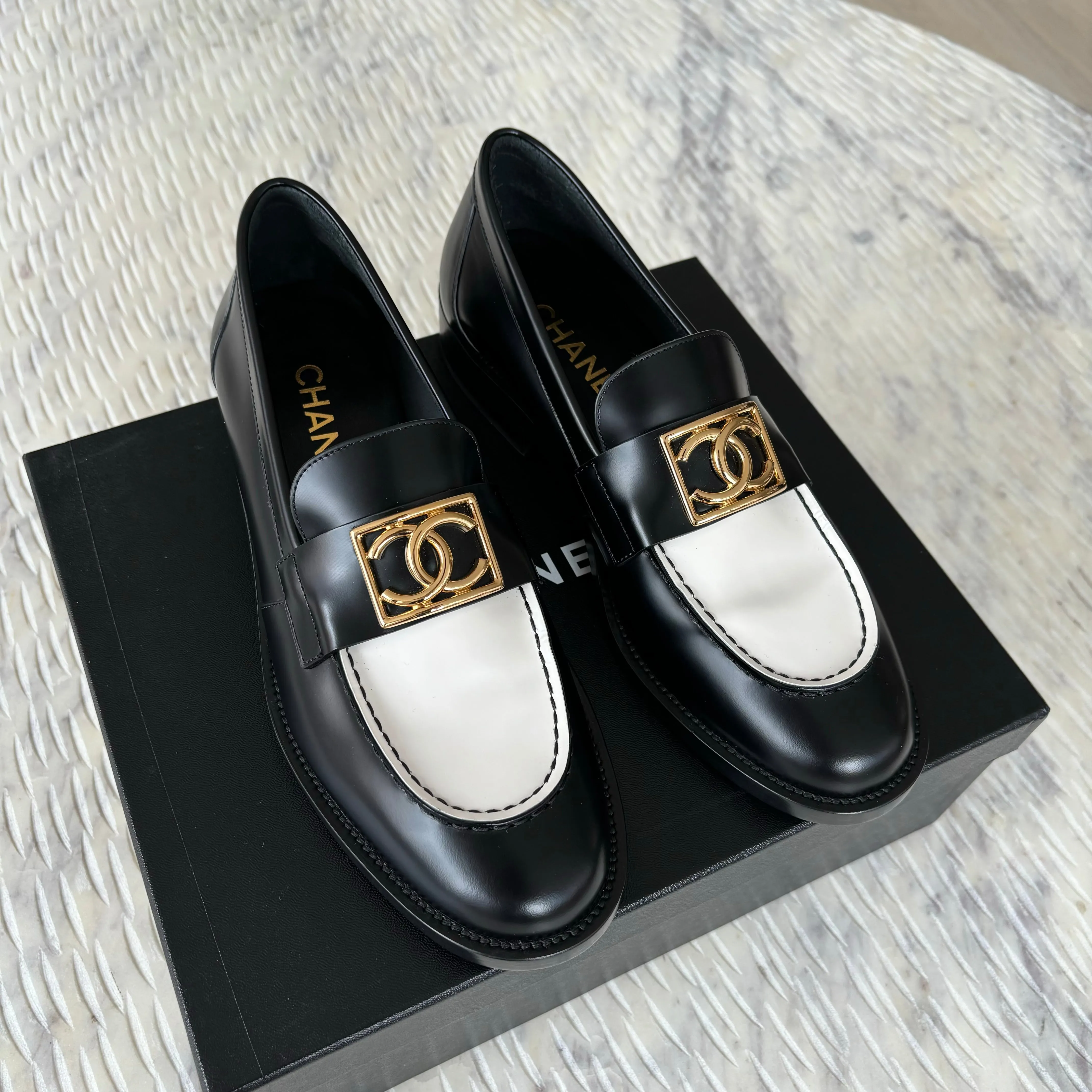 Chanel CC Loafers Black White