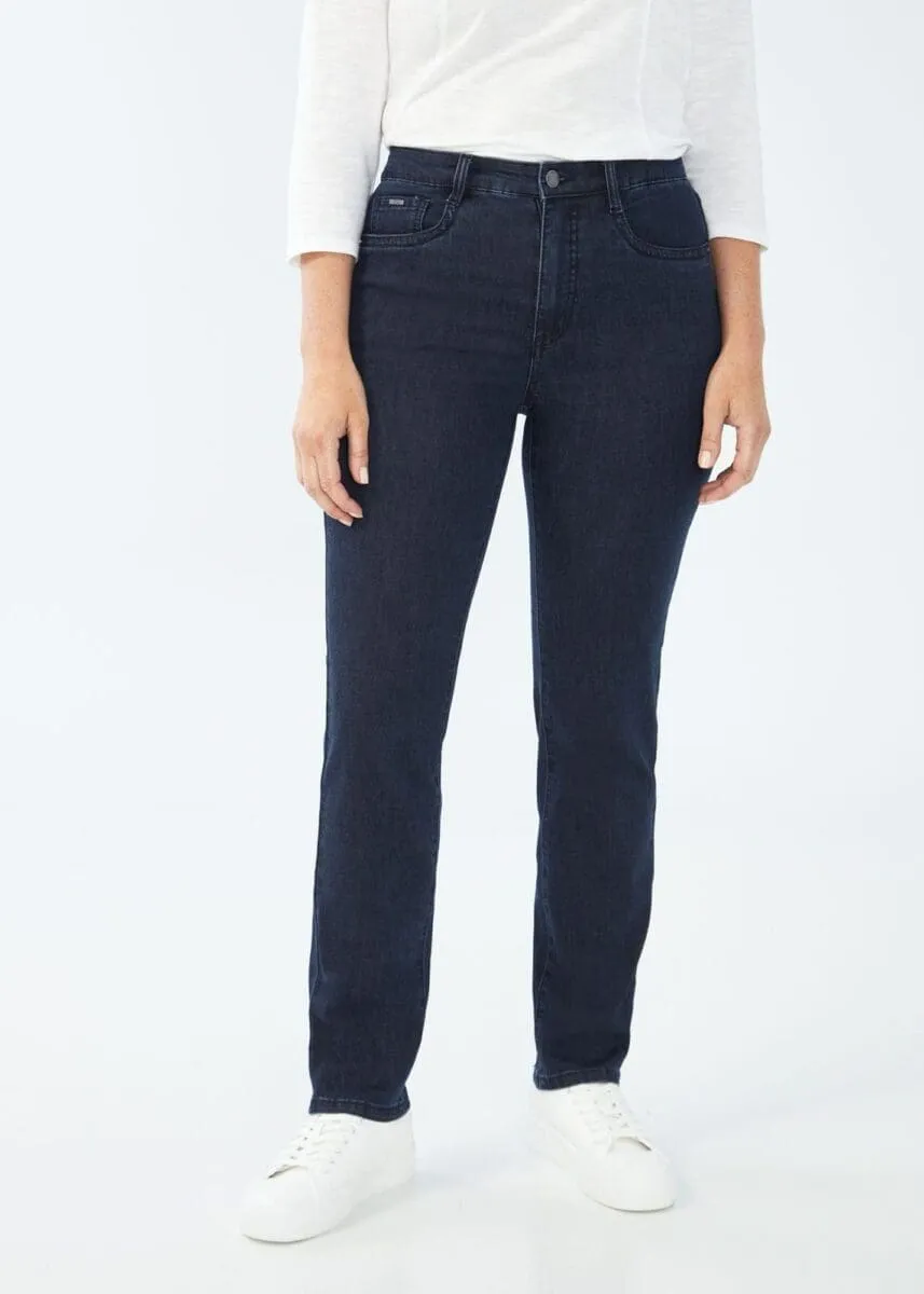 FDJ PETITE Suzanne Relaxed Slim Leg Supreme Denim (Pleasant Wash)