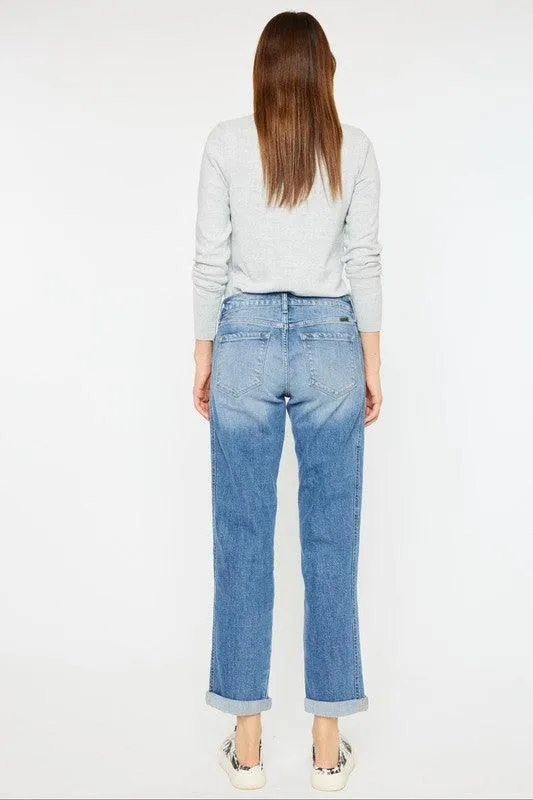 GEORGIA MID RISE SLIM BOYFRIEND FIT JEANS