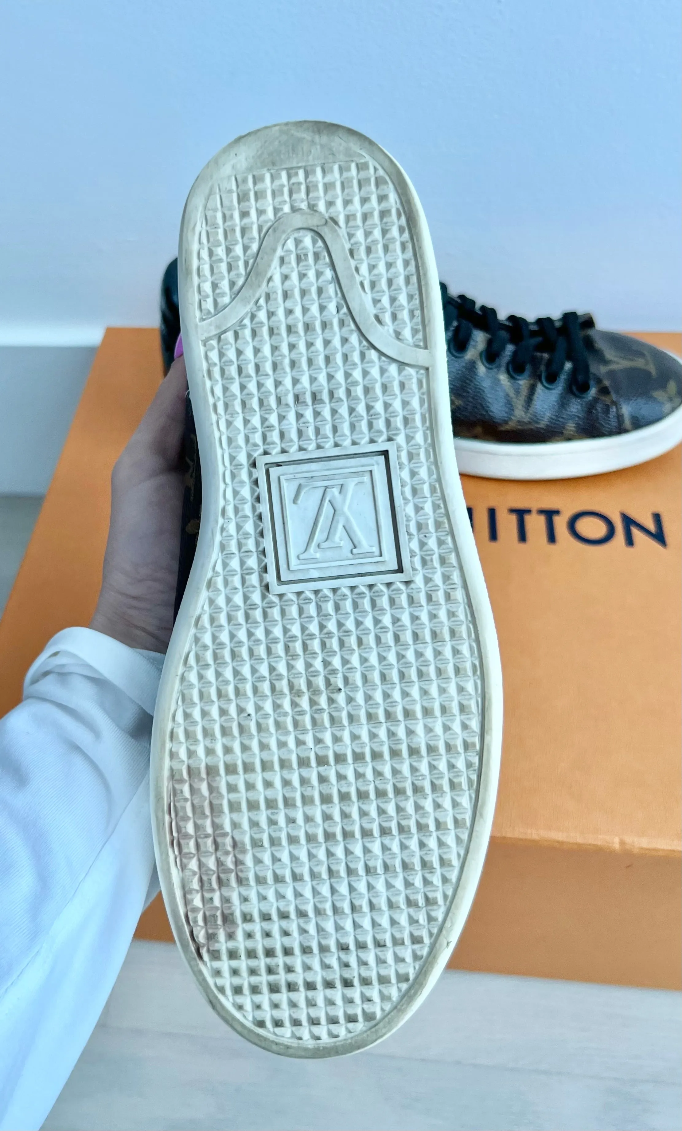 Louis Vuitton Front Row Sneakers