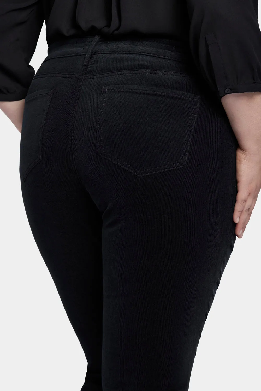 Marilyn Straight Pants In Plus Size - Black