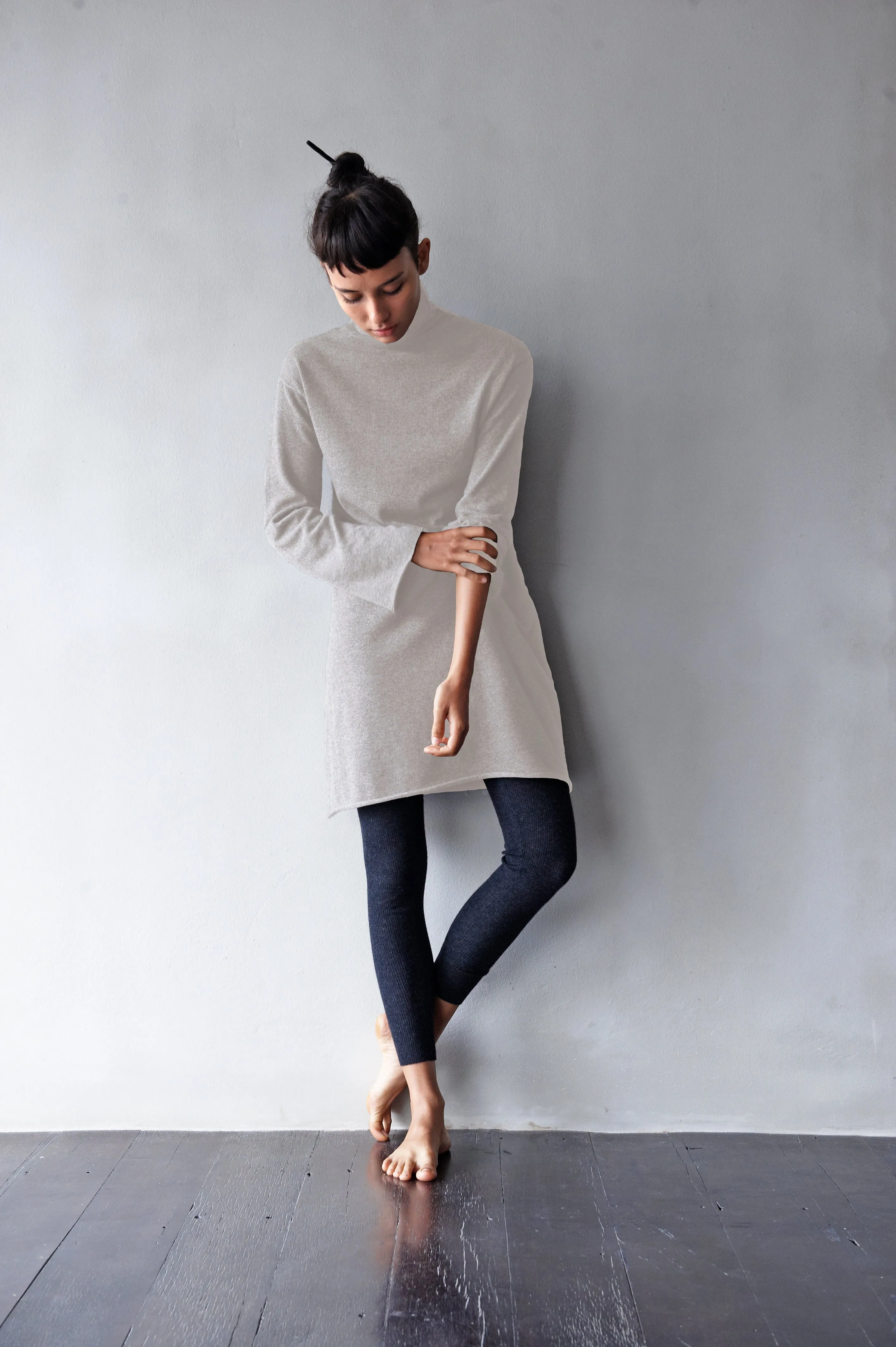 Mid-Weight Cashmere Turtle-Neck Sweater Dress