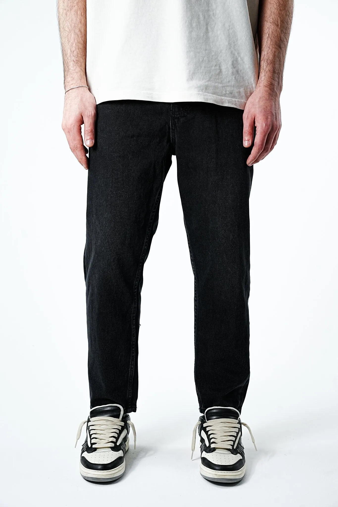 Premium Black Faded Relaxed Fit Jeans