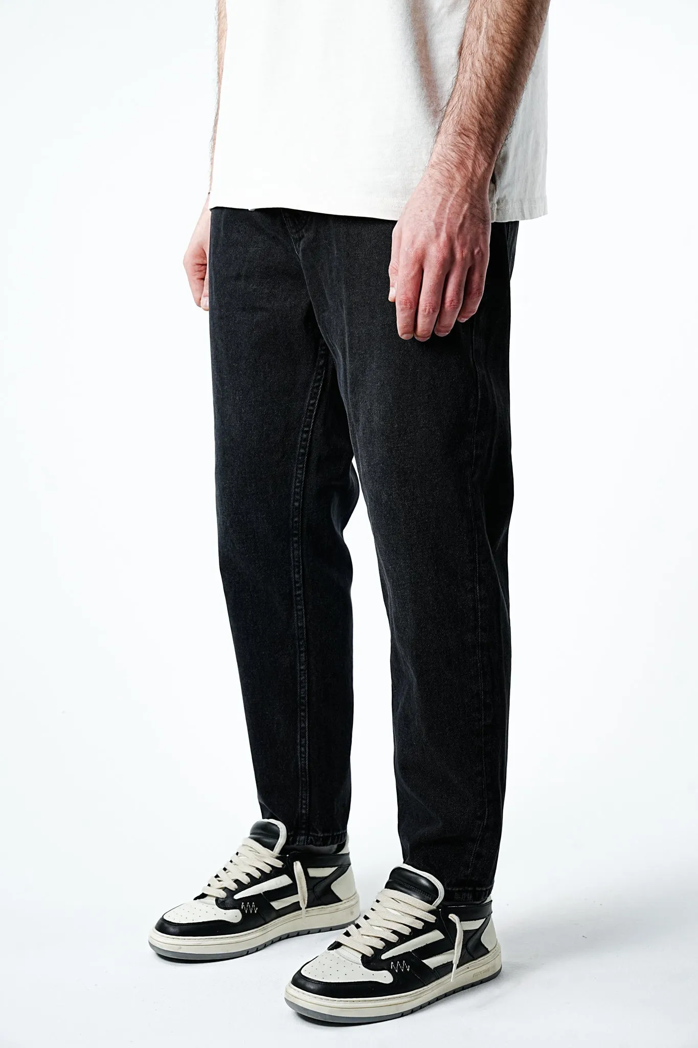 Premium Black Faded Relaxed Fit Jeans