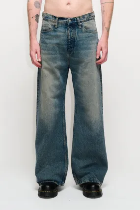 Wide-leg Jeans